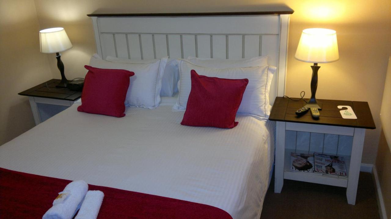 ซันนี่ริดจ์ ลอดจ์ Bed & Breakfast อีสต์ลอนดอน ภายนอก รูปภาพ