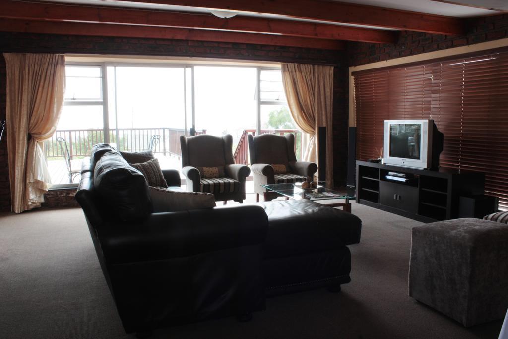 ซันนี่ริดจ์ ลอดจ์ Bed & Breakfast อีสต์ลอนดอน ภายนอก รูปภาพ