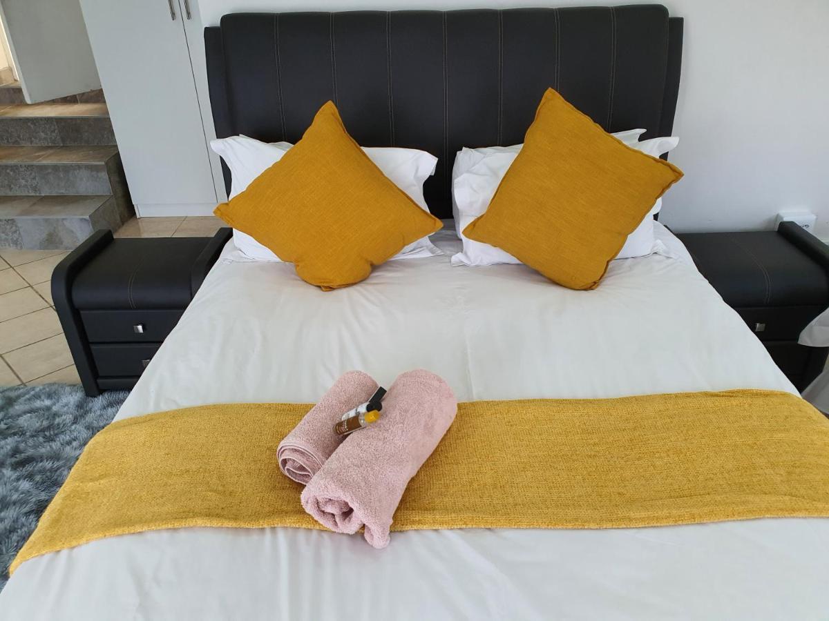 ซันนี่ริดจ์ ลอดจ์ Bed & Breakfast อีสต์ลอนดอน ภายนอก รูปภาพ