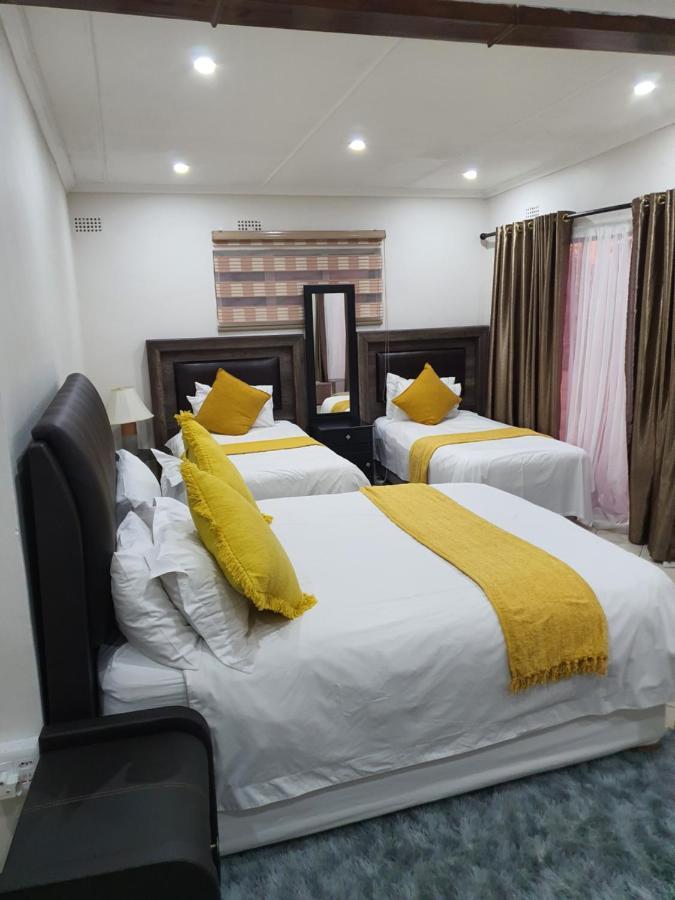 ซันนี่ริดจ์ ลอดจ์ Bed & Breakfast อีสต์ลอนดอน ภายนอก รูปภาพ